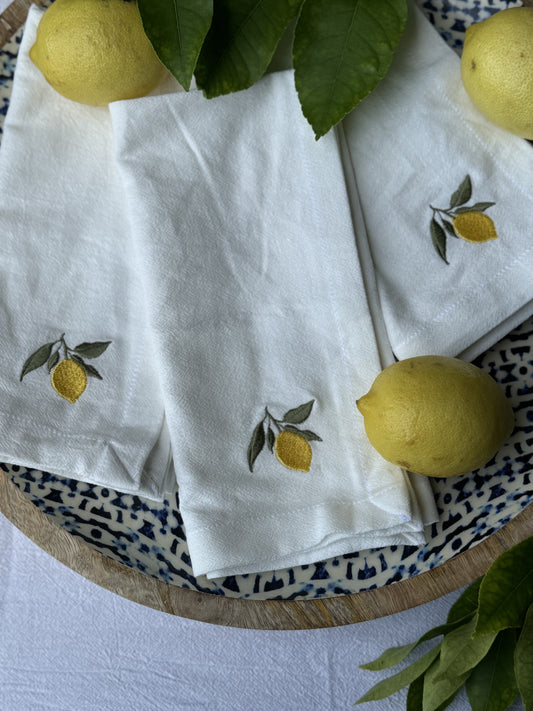 Embroidered lemon napkin set