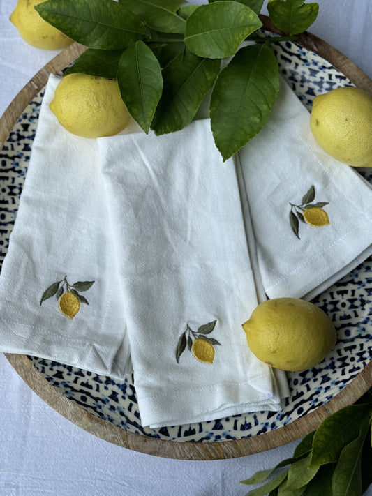 Embroidered lemon napkin set