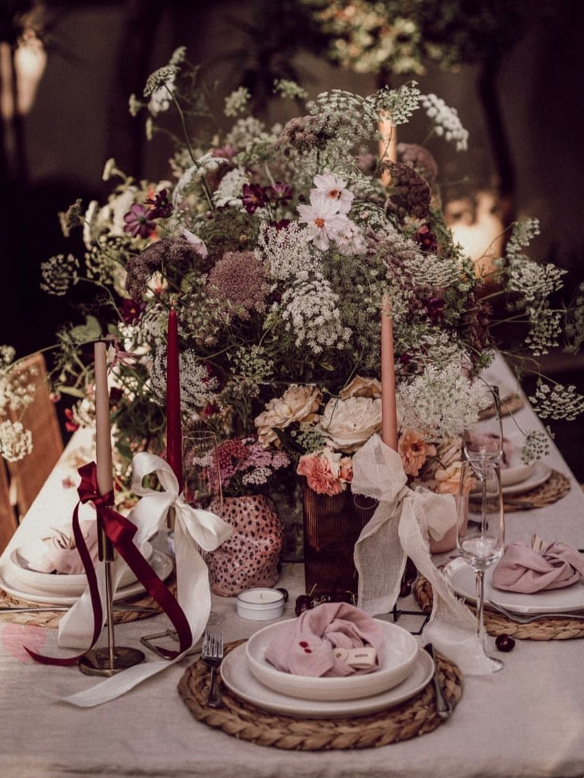 Embroidered cherry napkin set