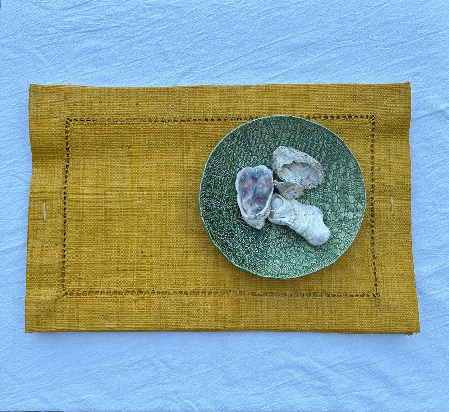 Rectangular raffia placemats