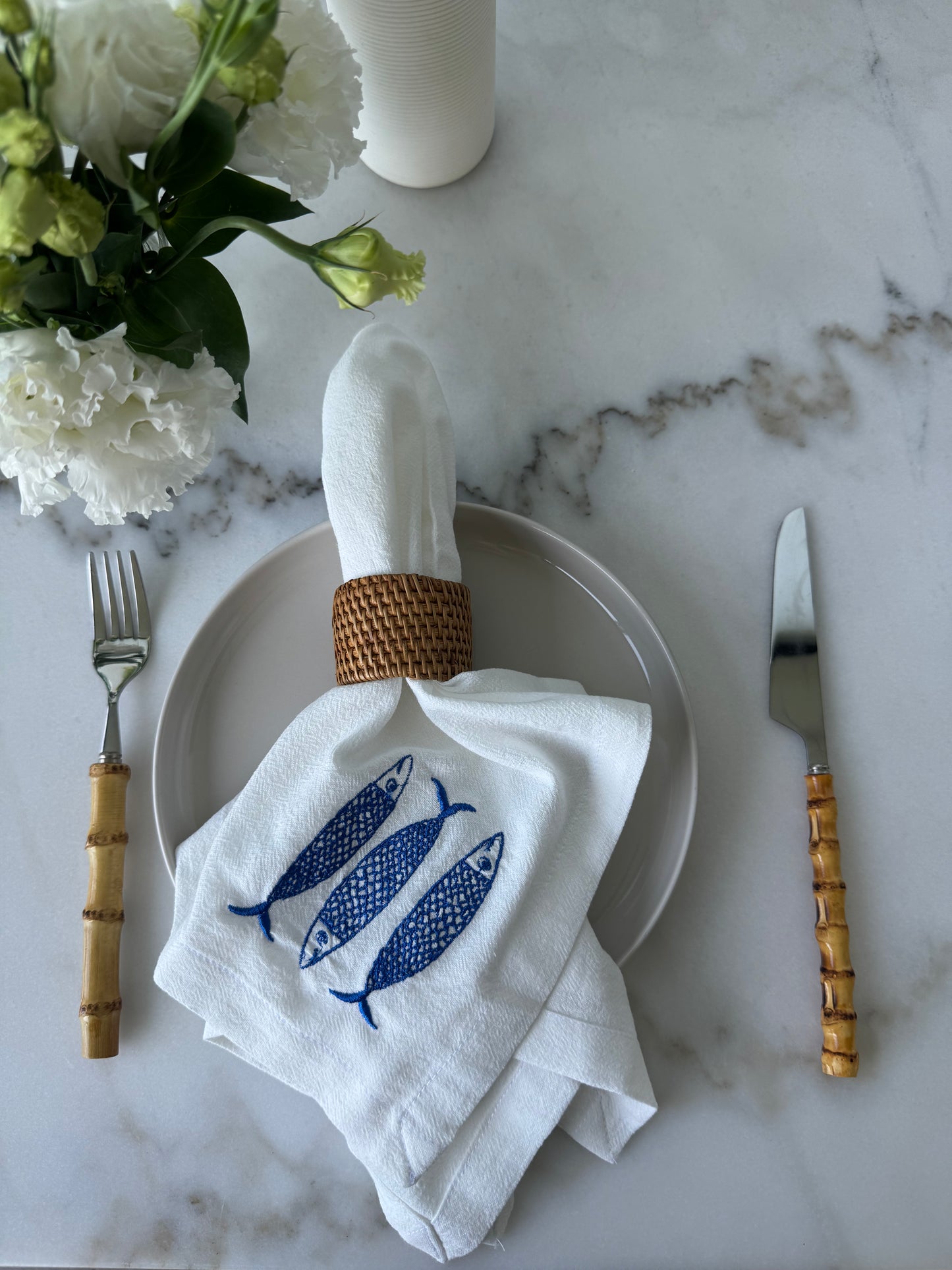 Fish embroidery napkins