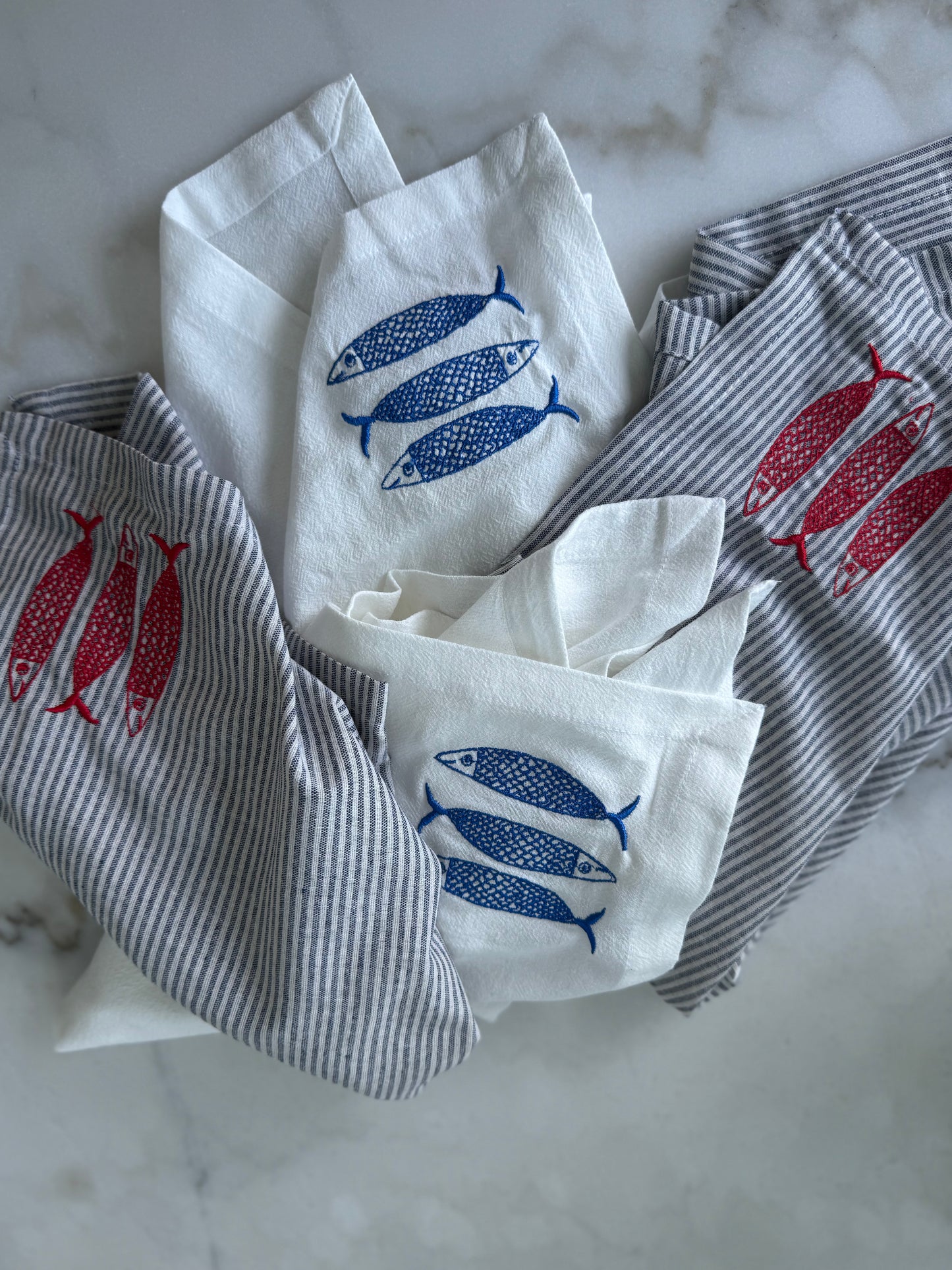Fish embroidery napkins