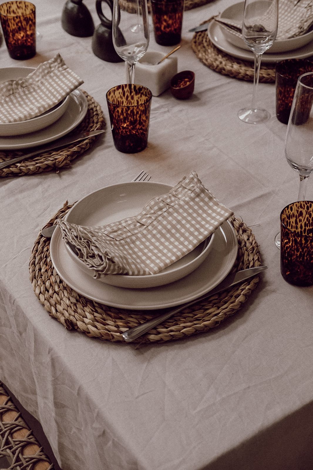 The sand check frill napkin set