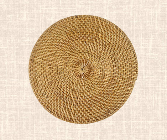 Round rattan placemat