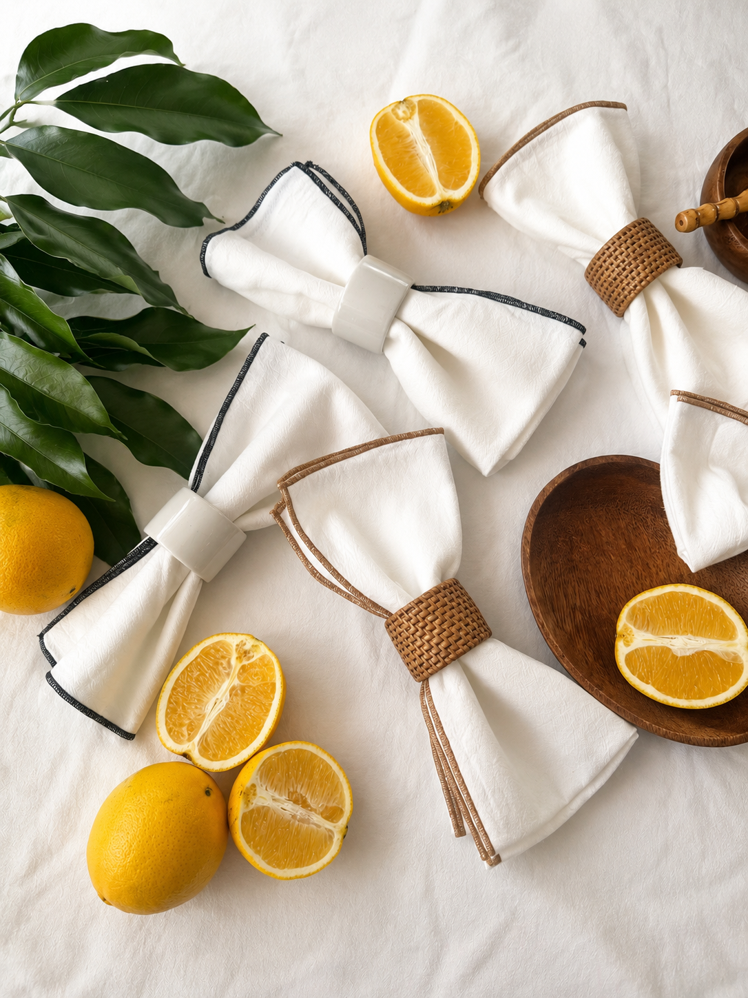 Ivory napkin set with coloured trim