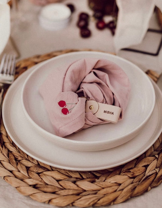 Embroidered cherry napkin set
