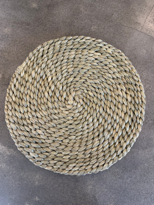 Grass placemats