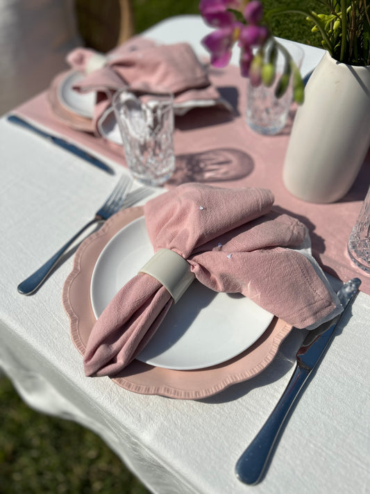 Embroidered Rosé napkin set