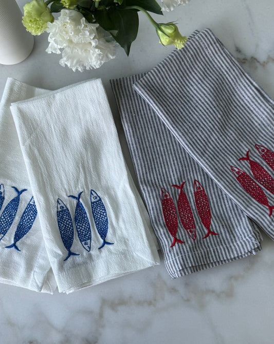 Fish embroidery napkins